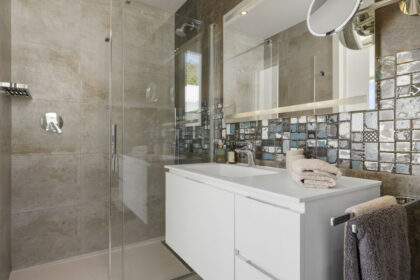 46a345aa87177fb6ff7b7cd0a566138a - 34