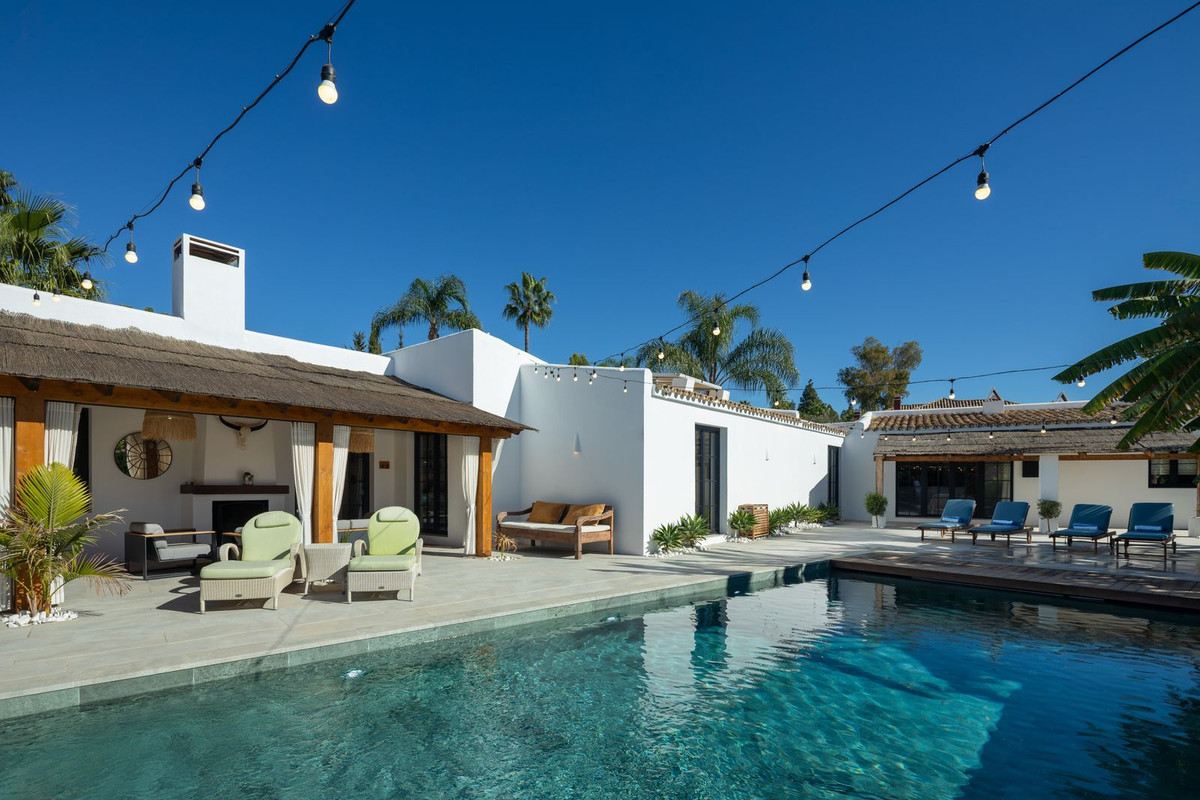 46a8c5bfa364b3b460709ad7519414c4 - 10