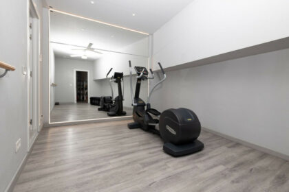 46bebb67dec9836b10e96543b8b1ae18 - 19