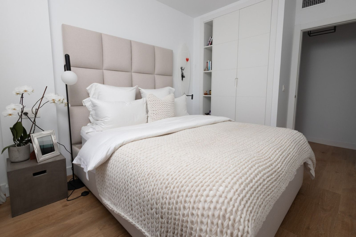 46bebb67dec9836b10e96543b8b1ae18 - 20