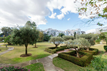 47202c04c8ff62a66f338b454430e22b - 27