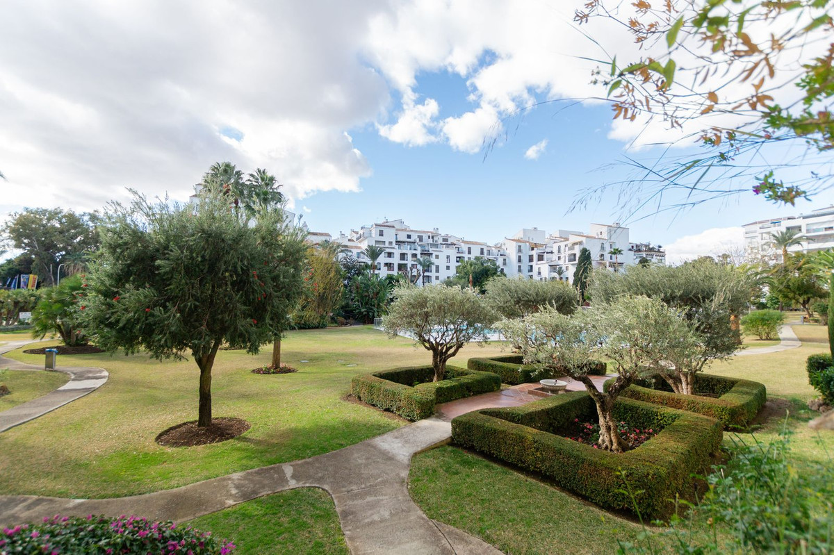 47202c04c8ff62a66f338b454430e22b - 27