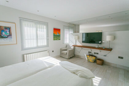 472890e10190627fa0b21855a5689912 - 13