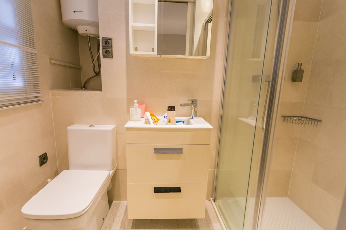 472890e10190627fa0b21855a5689912 - 20