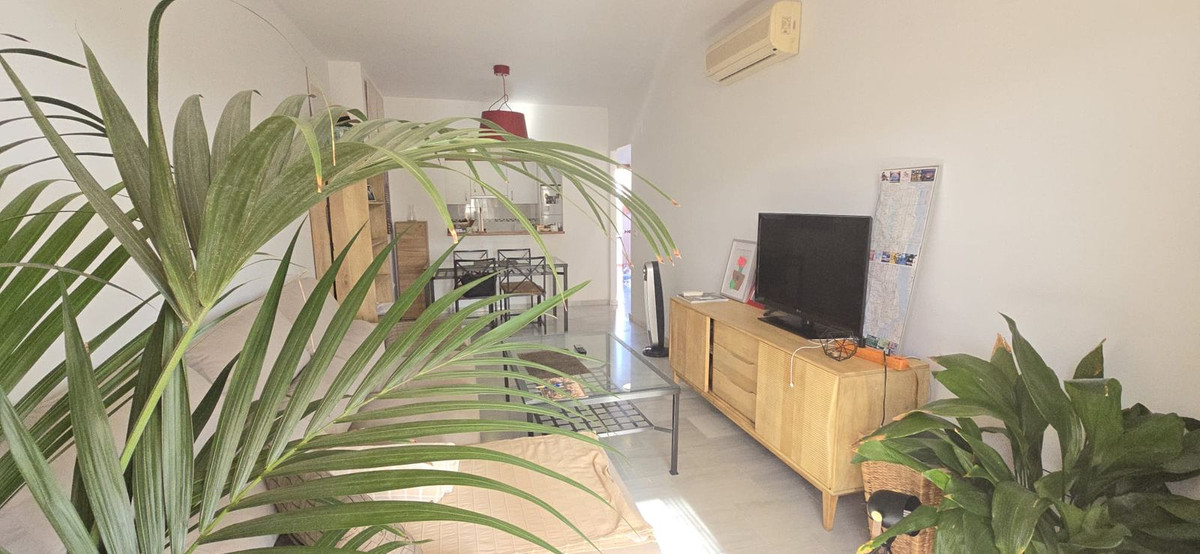 475b57c067f4fe32b783680425a93403 - 13