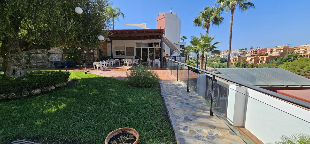 475b57c067f4fe32b783680425a93403 - 5