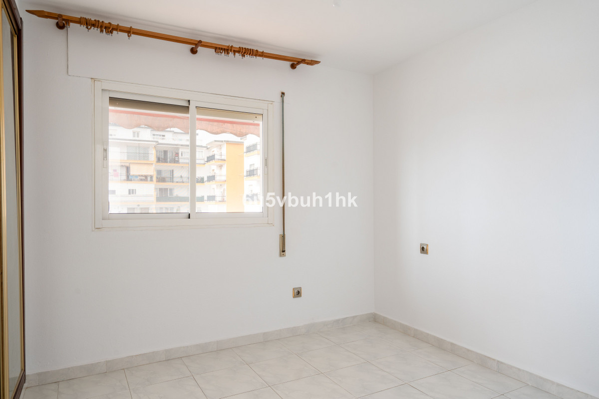 481041b7e04ebb78394aa053a1e47f1a - 16