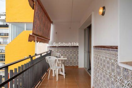 481041b7e04ebb78394aa053a1e47f1a - 23