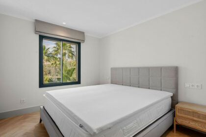 48160b614e4de1390fb2007b1ba4a326 - 14