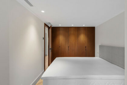 48160b614e4de1390fb2007b1ba4a326 - 18