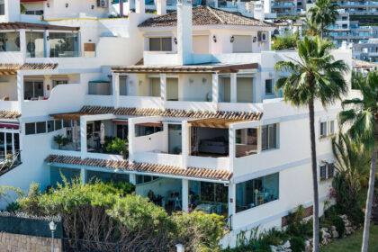 48160b614e4de1390fb2007b1ba4a326 - 2