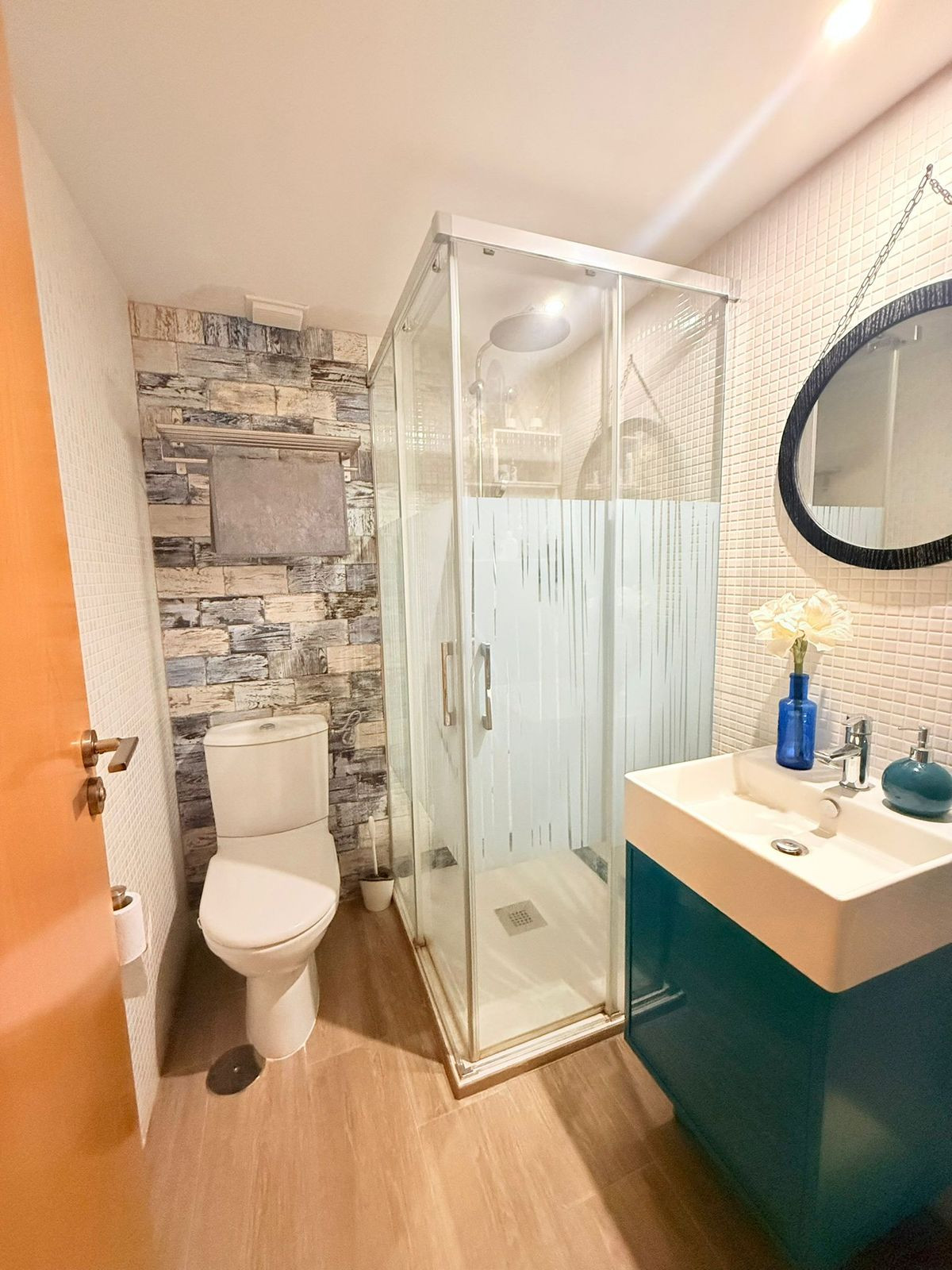 4820e3f537fcb7ee7ebbe353943f3725 - 20