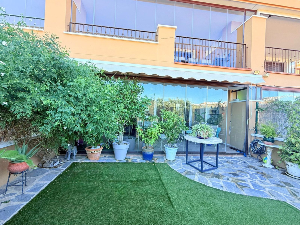 4820e3f537fcb7ee7ebbe353943f3725 - 3