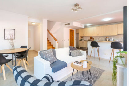 483a2a93ec4eccc5c12016d516d22aa5 - 2