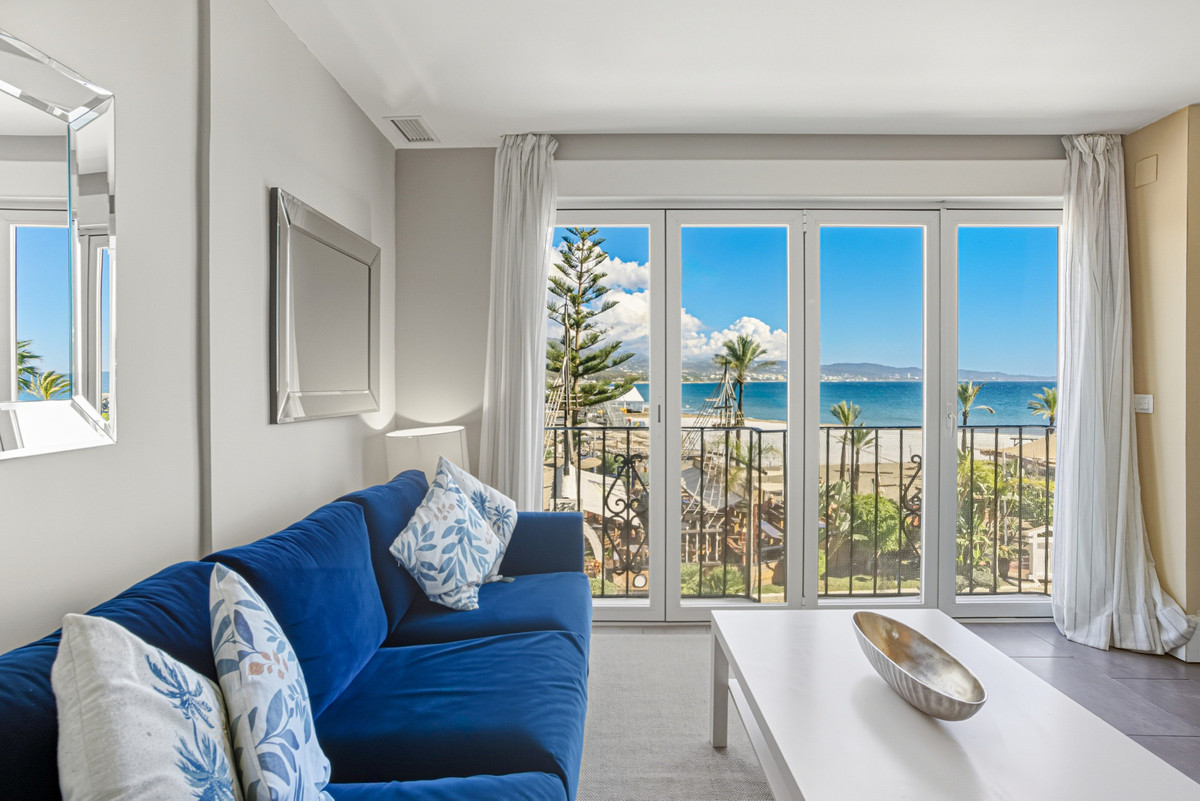 491e41dcbff6bf5250aa0d944ada1d56 - 3