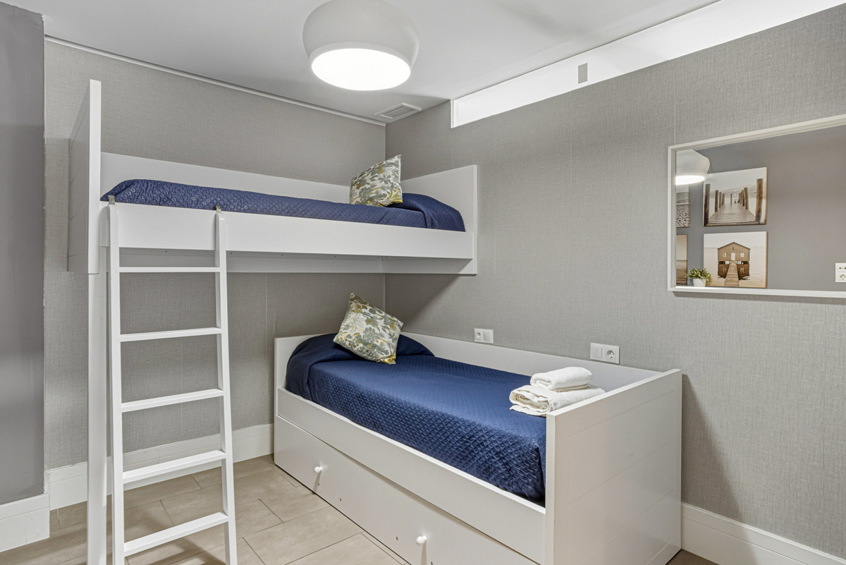 491e41dcbff6bf5250aa0d944ada1d56 - 5