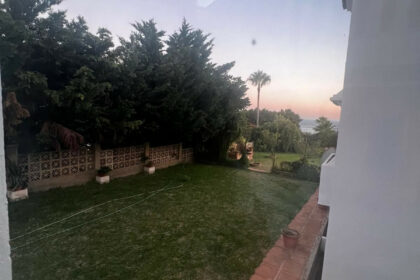 492aa7b15125d457b7fe1ef612c16872 - 16