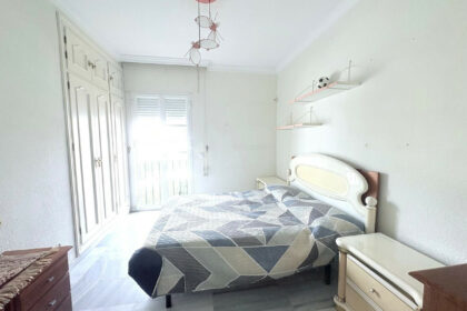 49bfe40e3d2bf2e33408d8110265eb33 - 15