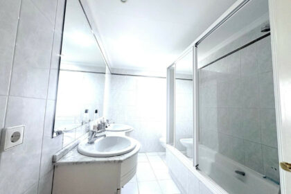 49bfe40e3d2bf2e33408d8110265eb33 - 18