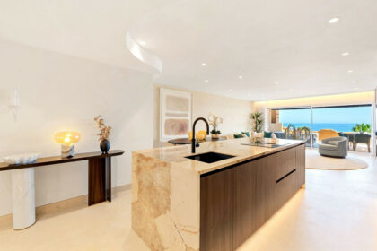 49e54ea987d43fded3b478c7f0d91948 - 14