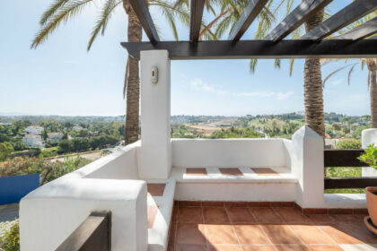 4a8f8667458d9ead842136ba3ec102ed - 27