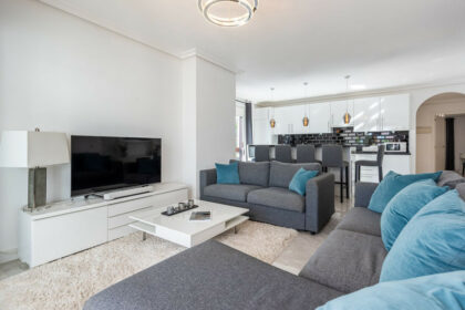 4adf5458d2d2e145dbf3caa0c17736ba - 4