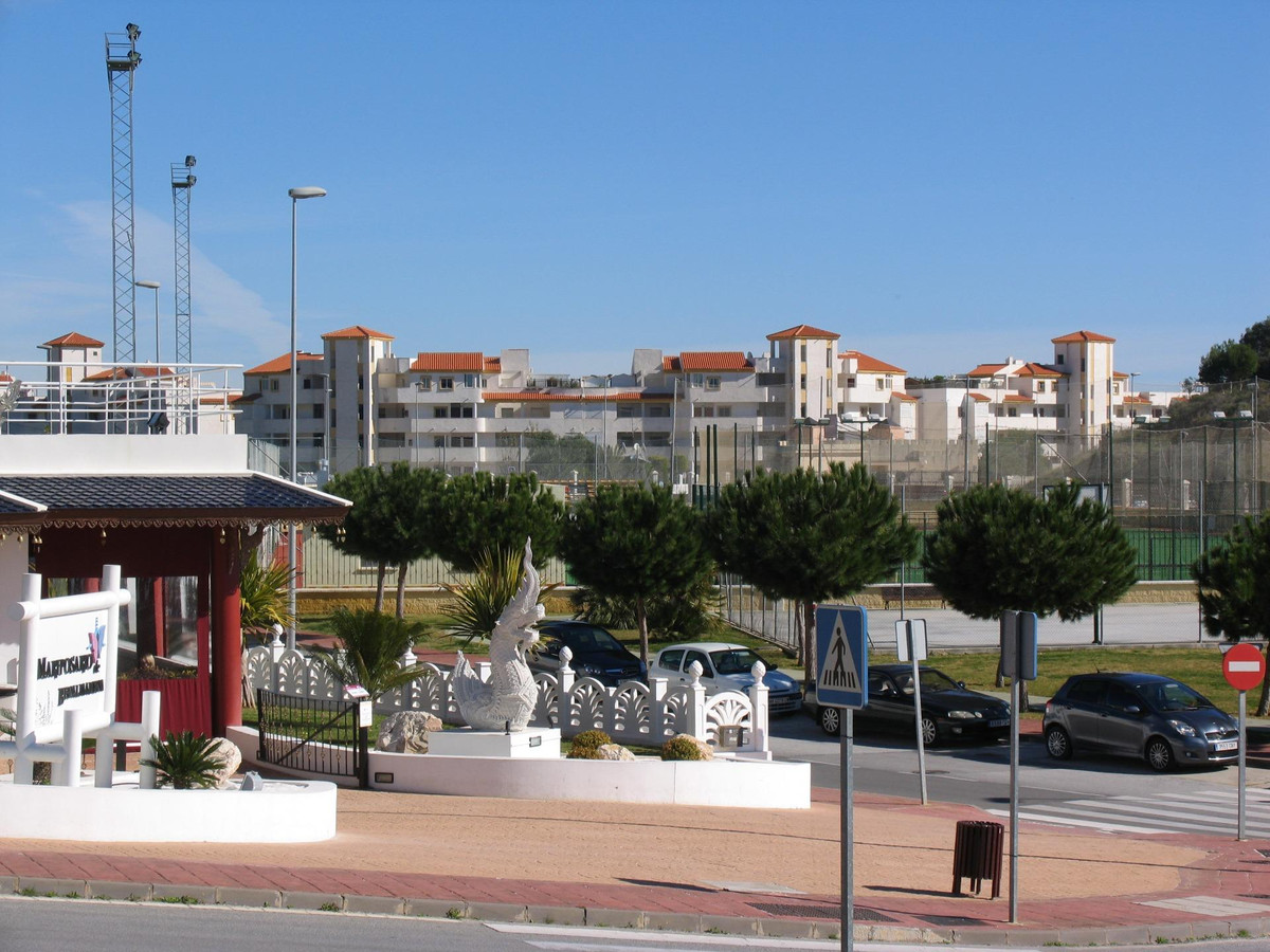 4af80fe55e0b1960b858654519ce9f35 - 23