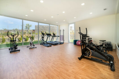 4b5d0aa40b281d53b7a20035792c8f90 - 56