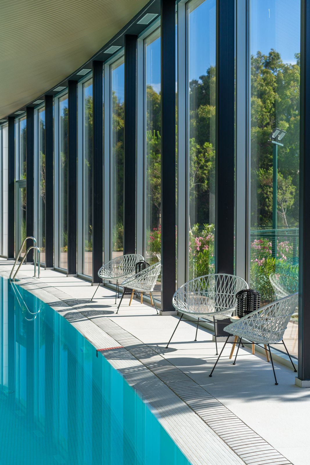 4b5d0aa40b281d53b7a20035792c8f90 - 58