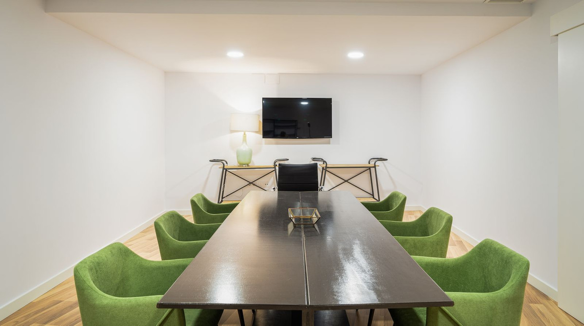 4b5d0aa40b281d53b7a20035792c8f90 - 60