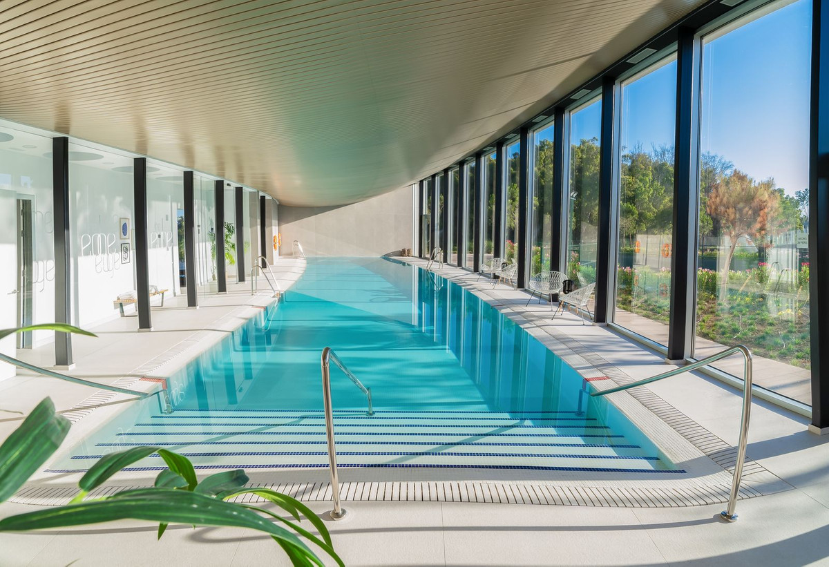 4b5d0aa40b281d53b7a20035792c8f90 - 63