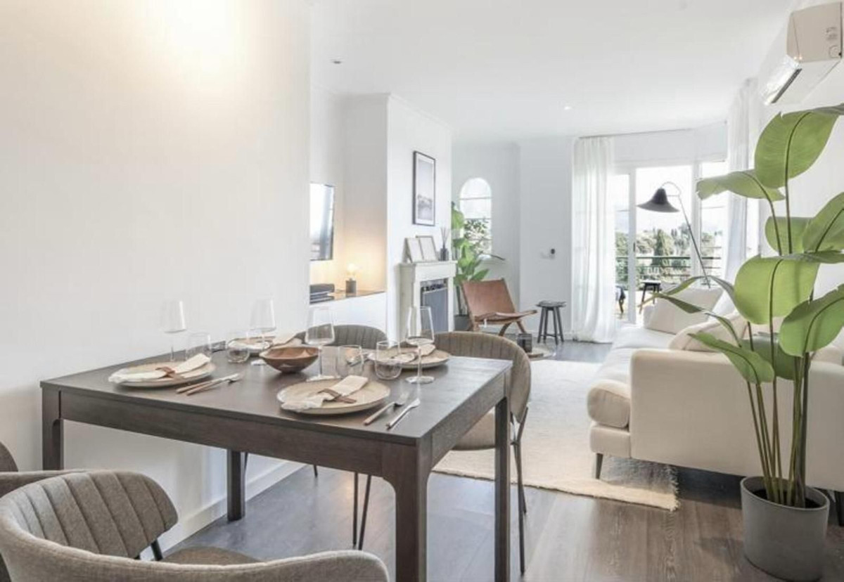 4b6428b62a9c1c09c3d665870e9dd72f - 4