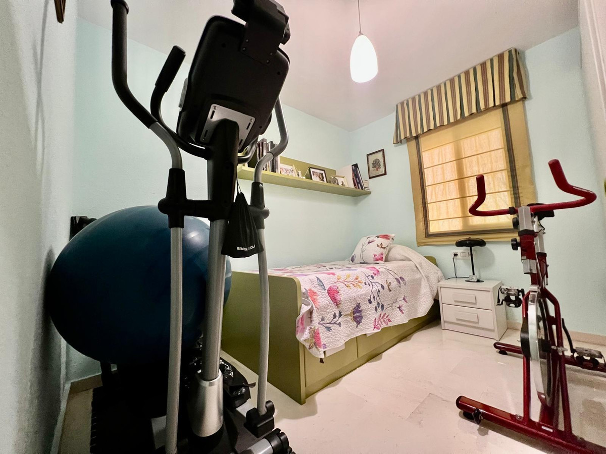 4b87b384d73eeb418c31b10de4ed2811 - 14