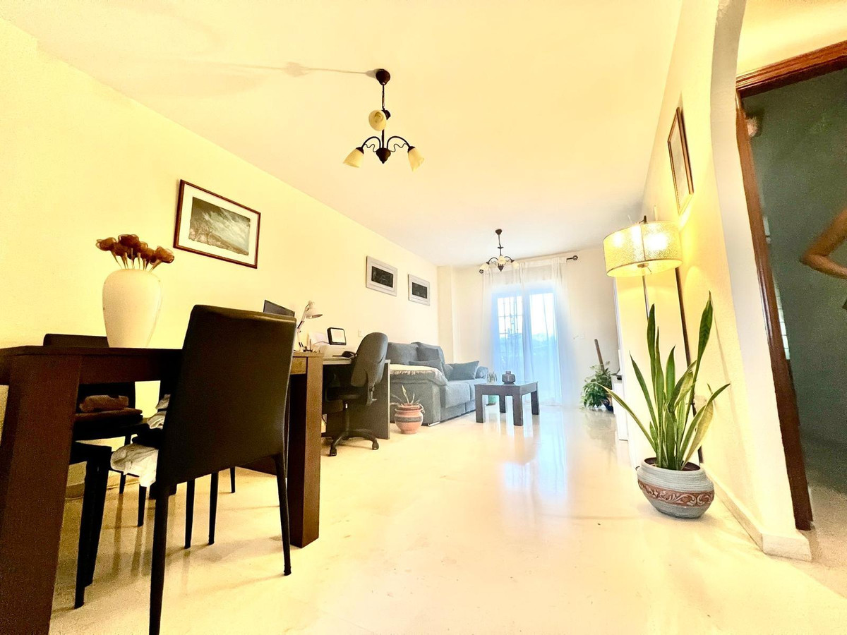 4b87b384d73eeb418c31b10de4ed2811 - 3