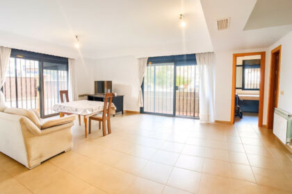 4ba406a1370a8510787954fdf9dab59f - 1