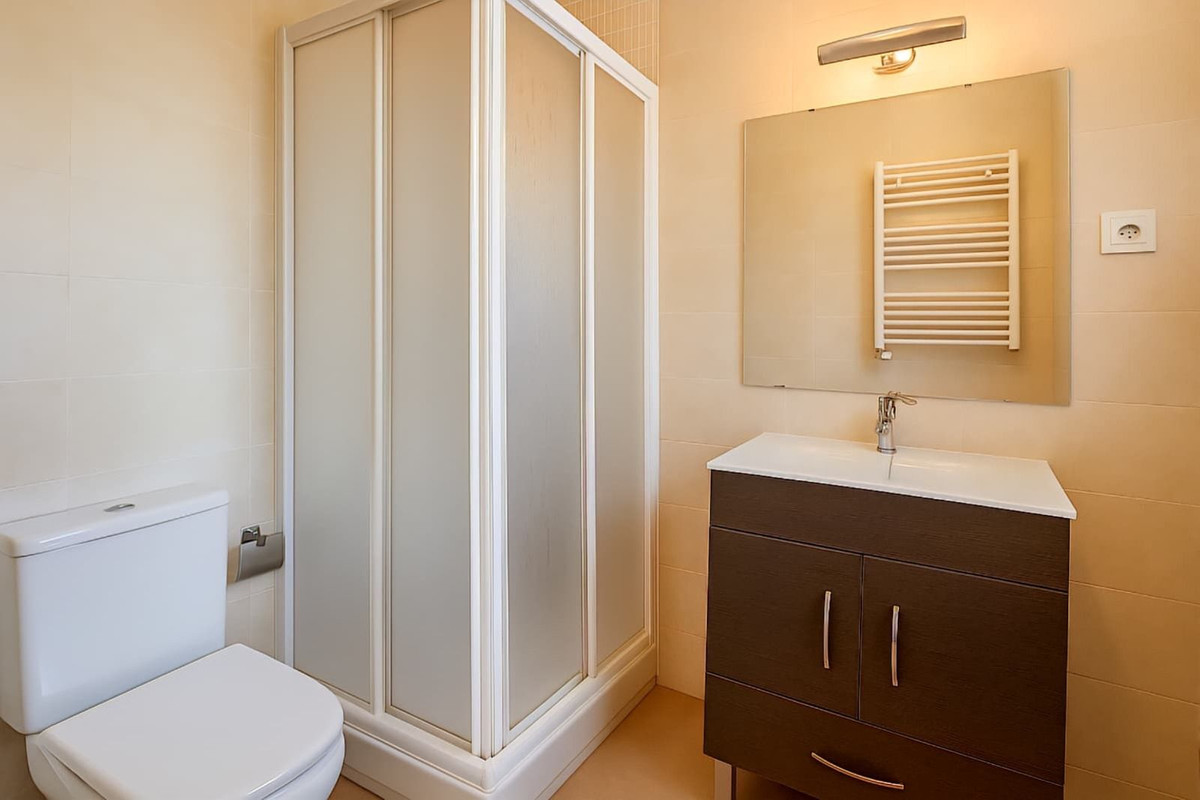 4ba406a1370a8510787954fdf9dab59f - 15