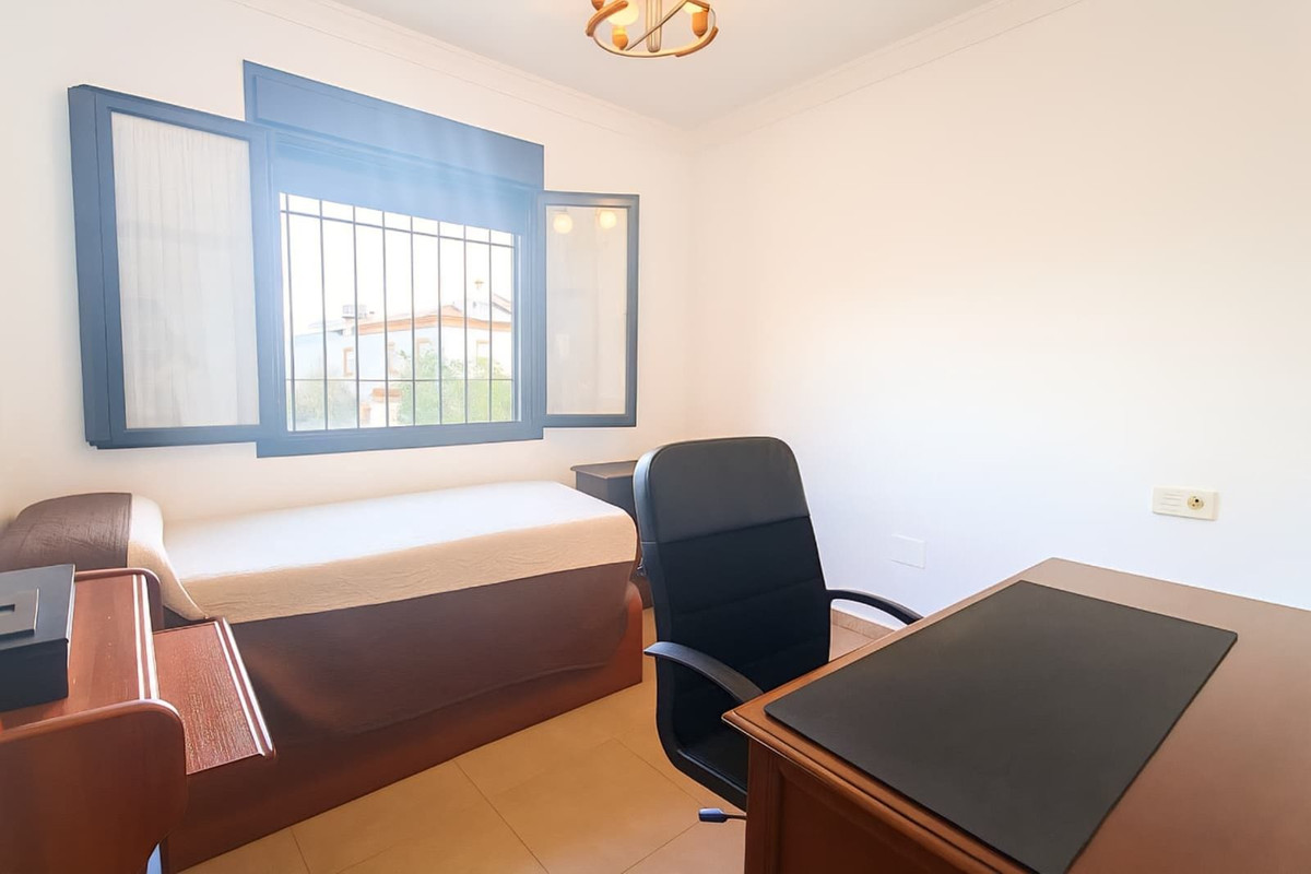 4ba406a1370a8510787954fdf9dab59f - 17