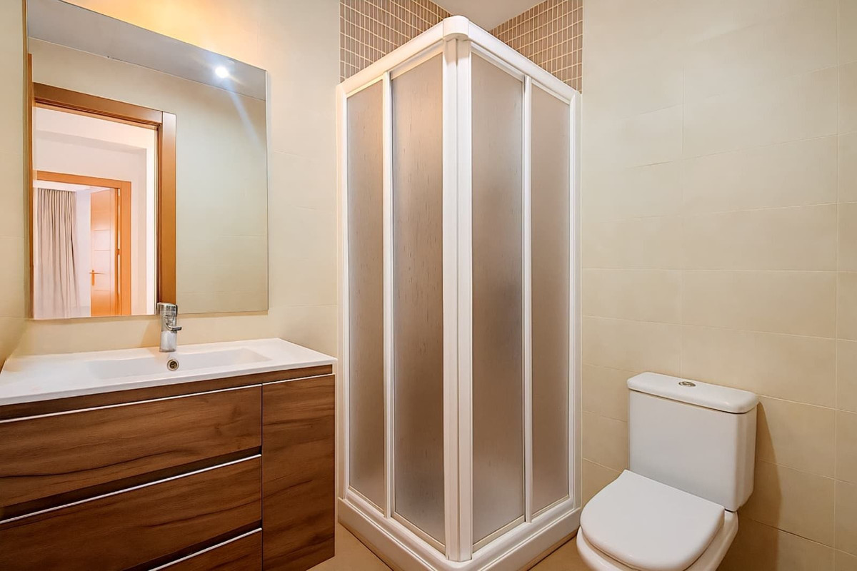 4ba406a1370a8510787954fdf9dab59f - 21