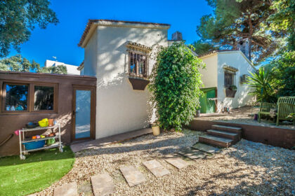 4c449977059434986514622f28c4d669 - 13