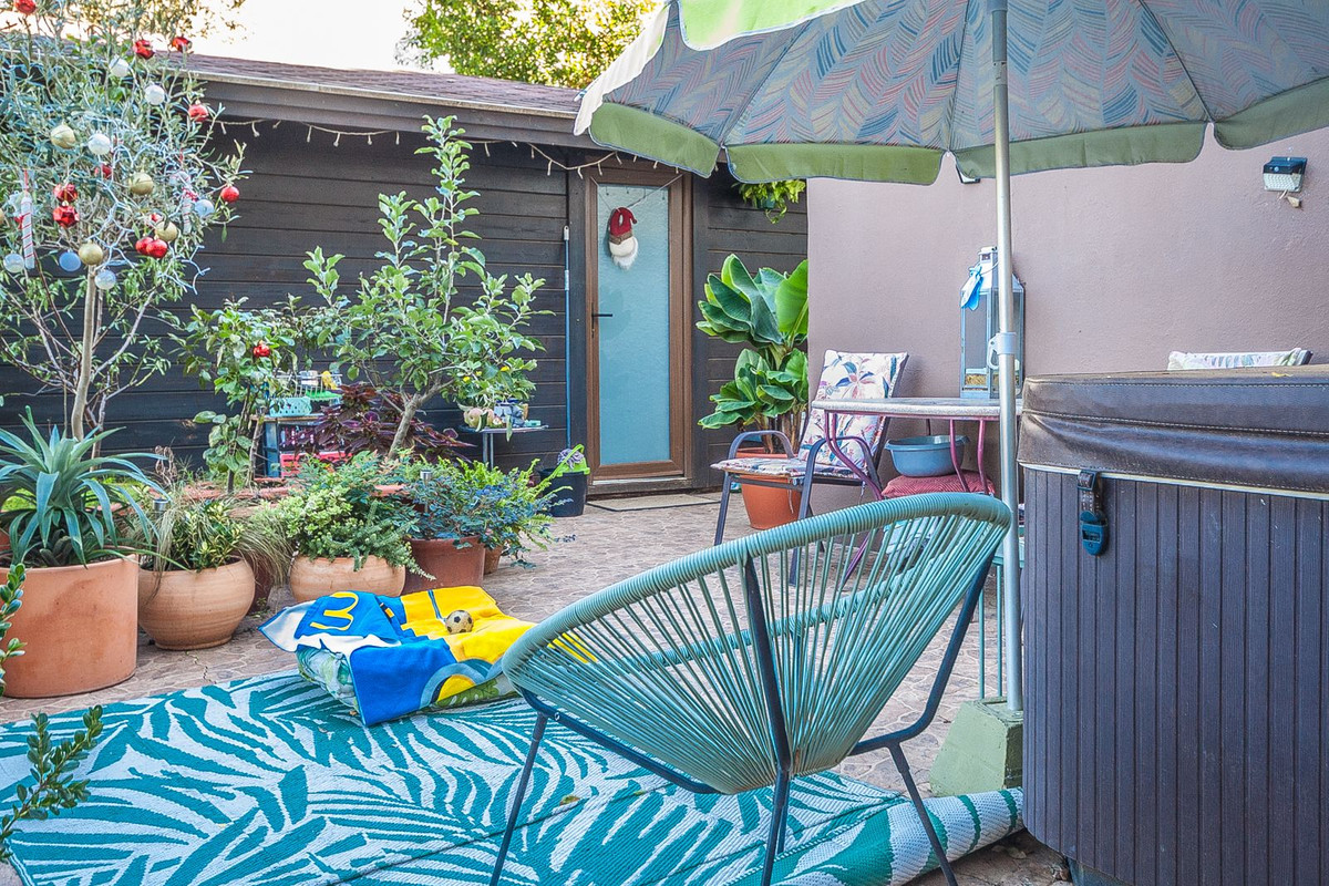 4c449977059434986514622f28c4d669 - 19