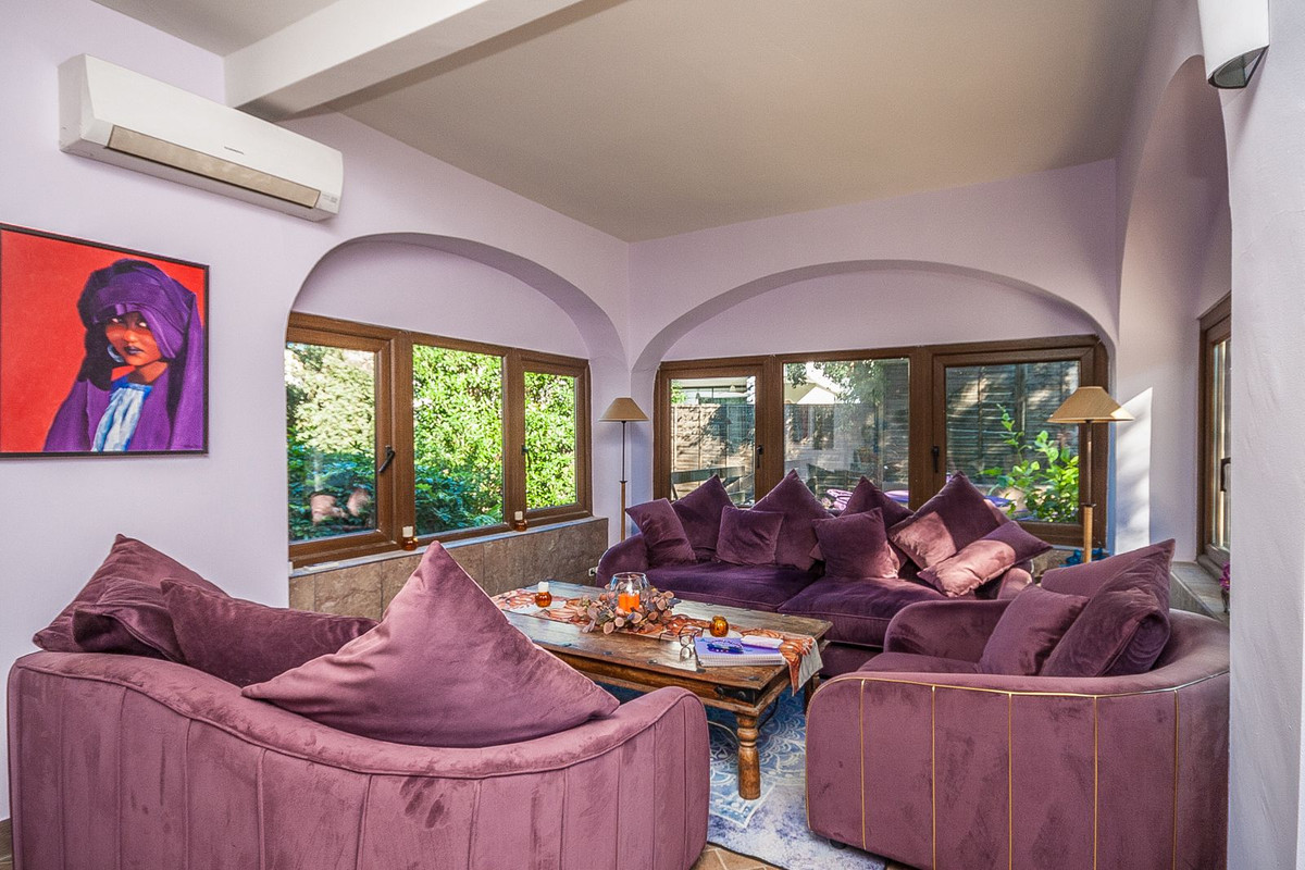 4c449977059434986514622f28c4d669 - 3