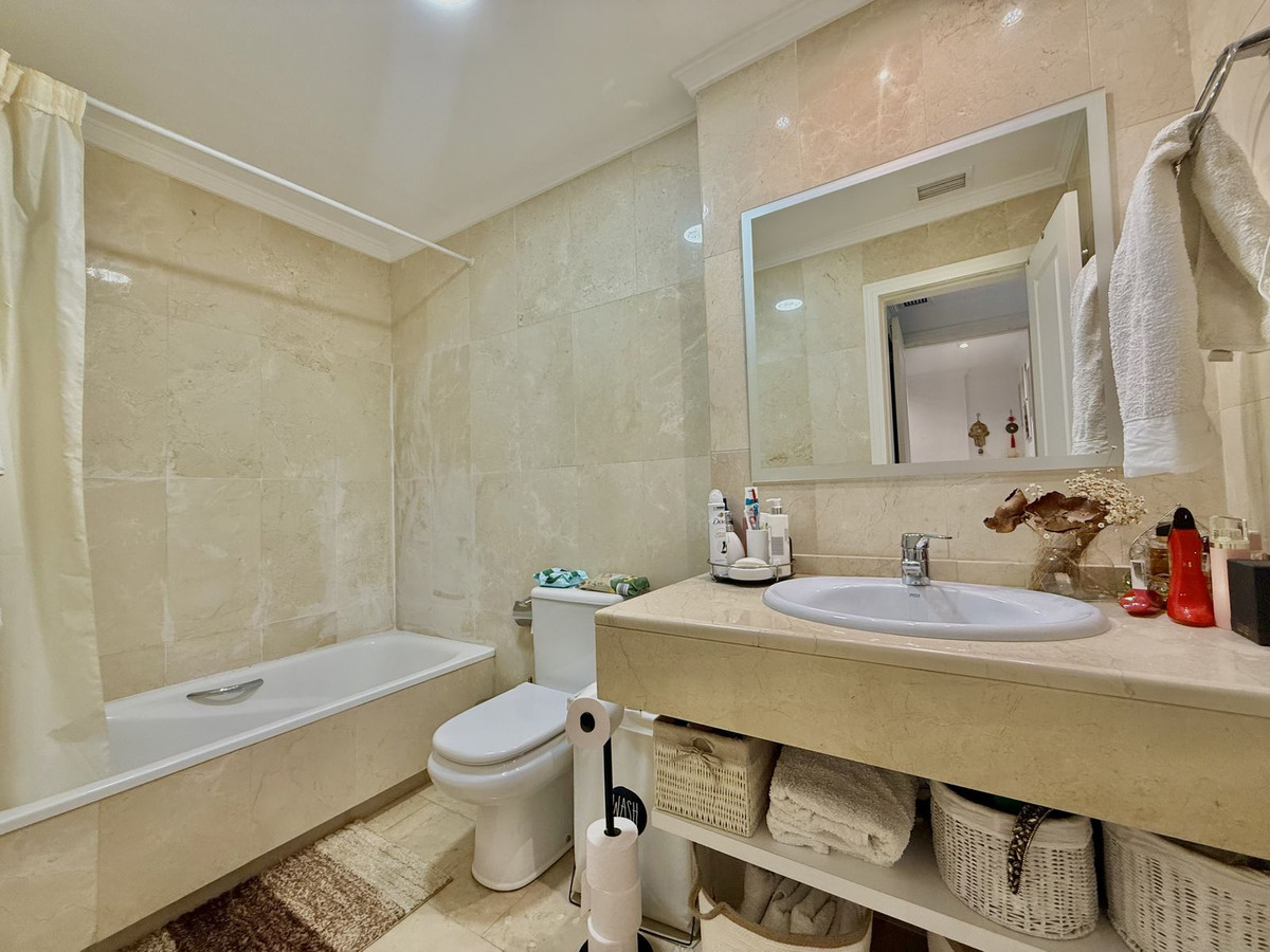 4caa2ead742cc01bb4e78e14fefdb834 - 17