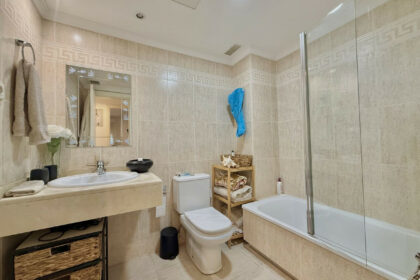 4caa2ead742cc01bb4e78e14fefdb834 - 19