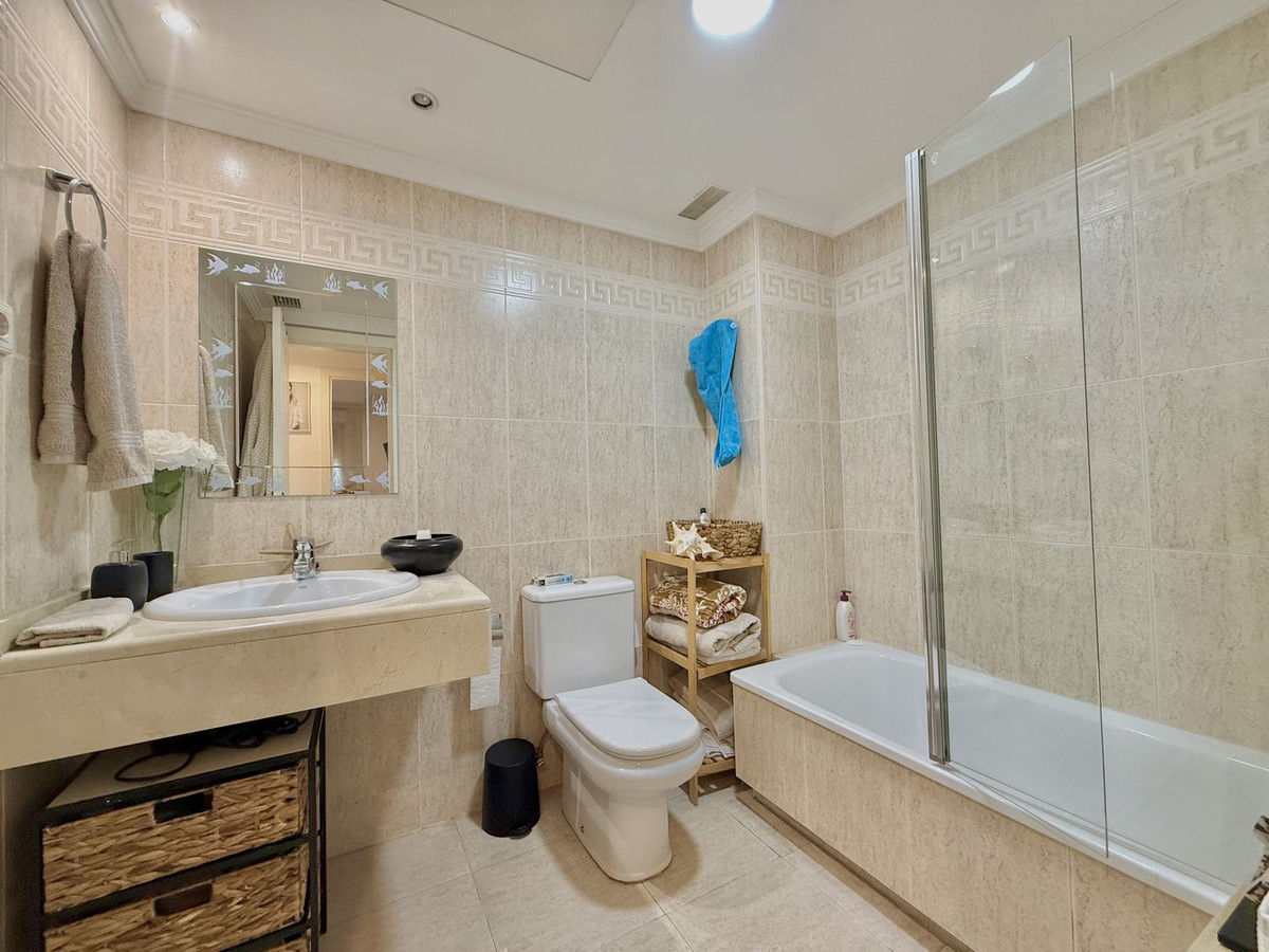 4caa2ead742cc01bb4e78e14fefdb834 - 19