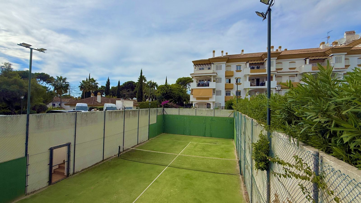 4caa2ead742cc01bb4e78e14fefdb834 - 24