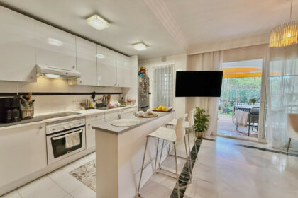 4caa2ead742cc01bb4e78e14fefdb834 - 3