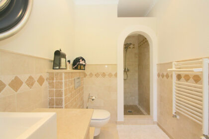 4d165f78578e964c72c165992d1a294a - 24