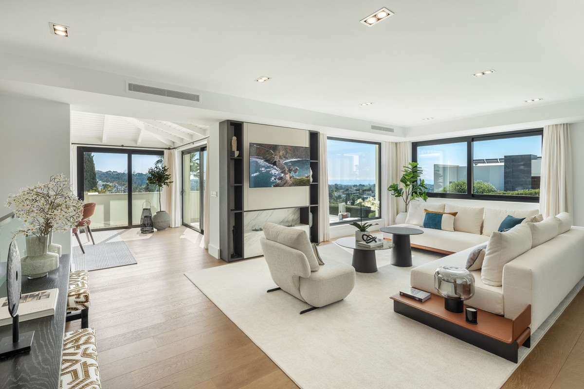 4d651b167ad72d3ecc2eb8e2ab93baf4 - 11