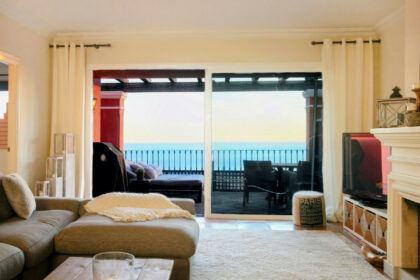 4d7399b8117a34a908fbd164da800441 - 1