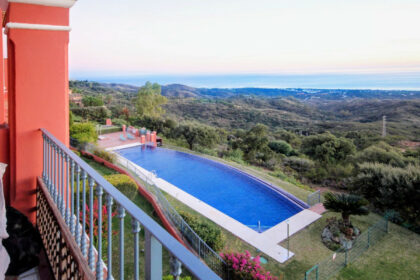 4d7399b8117a34a908fbd164da800441 - 18